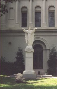 The courtyard of St. Louis Cathedral